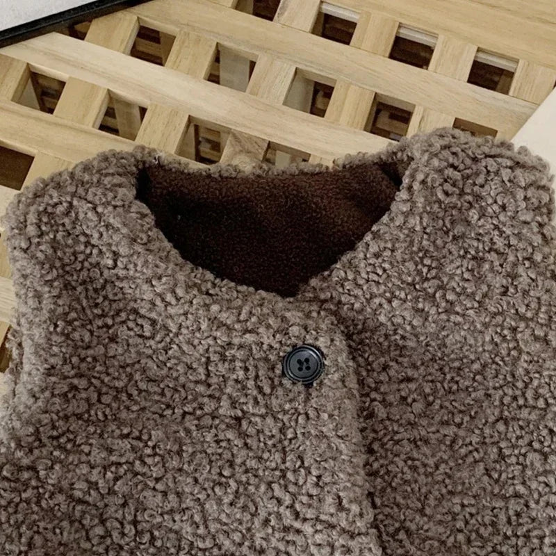 Plush Lamb Wool Vest – Autumn Collection 🍂