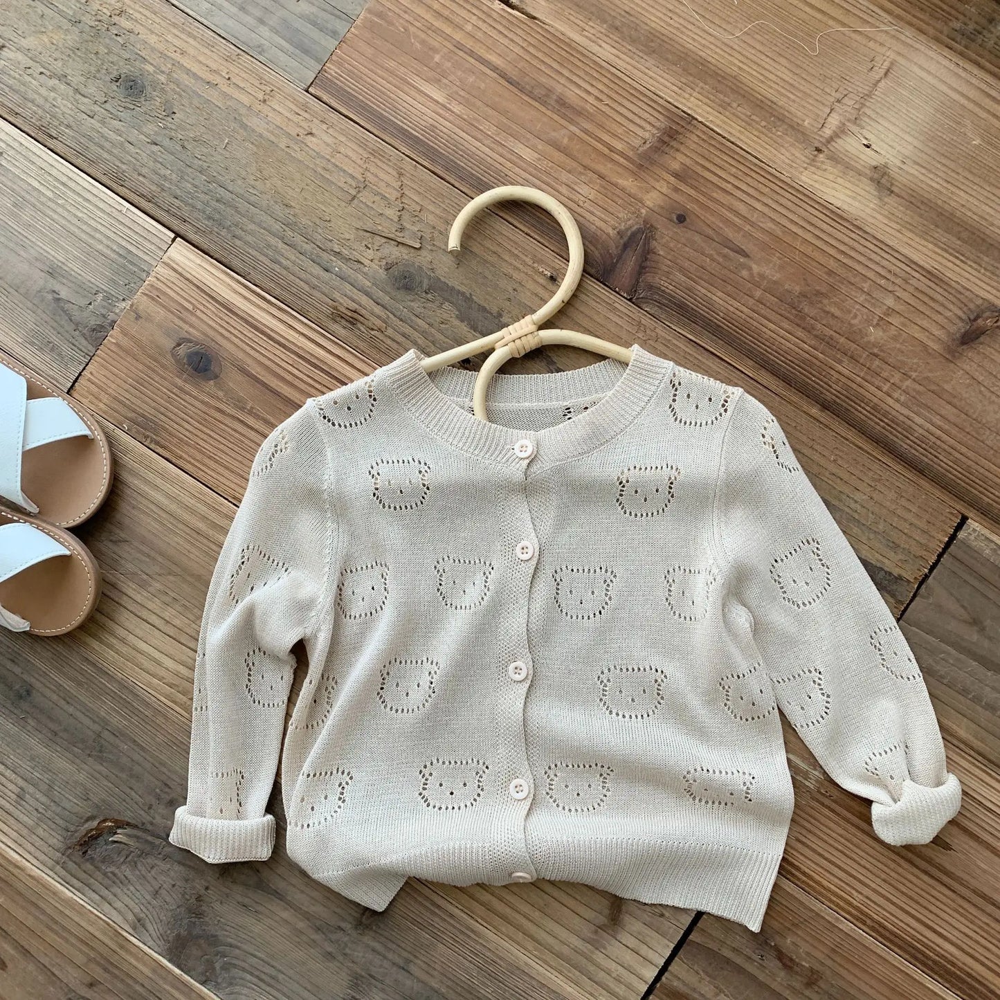 Hollow-Out Knit Cardigan – Autumn Collection 🍁