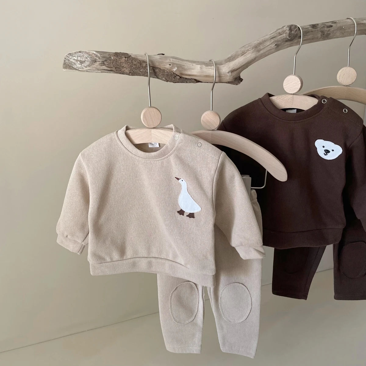 Unisex 2-Piece Outfit – Organic Cotton Set 🍂