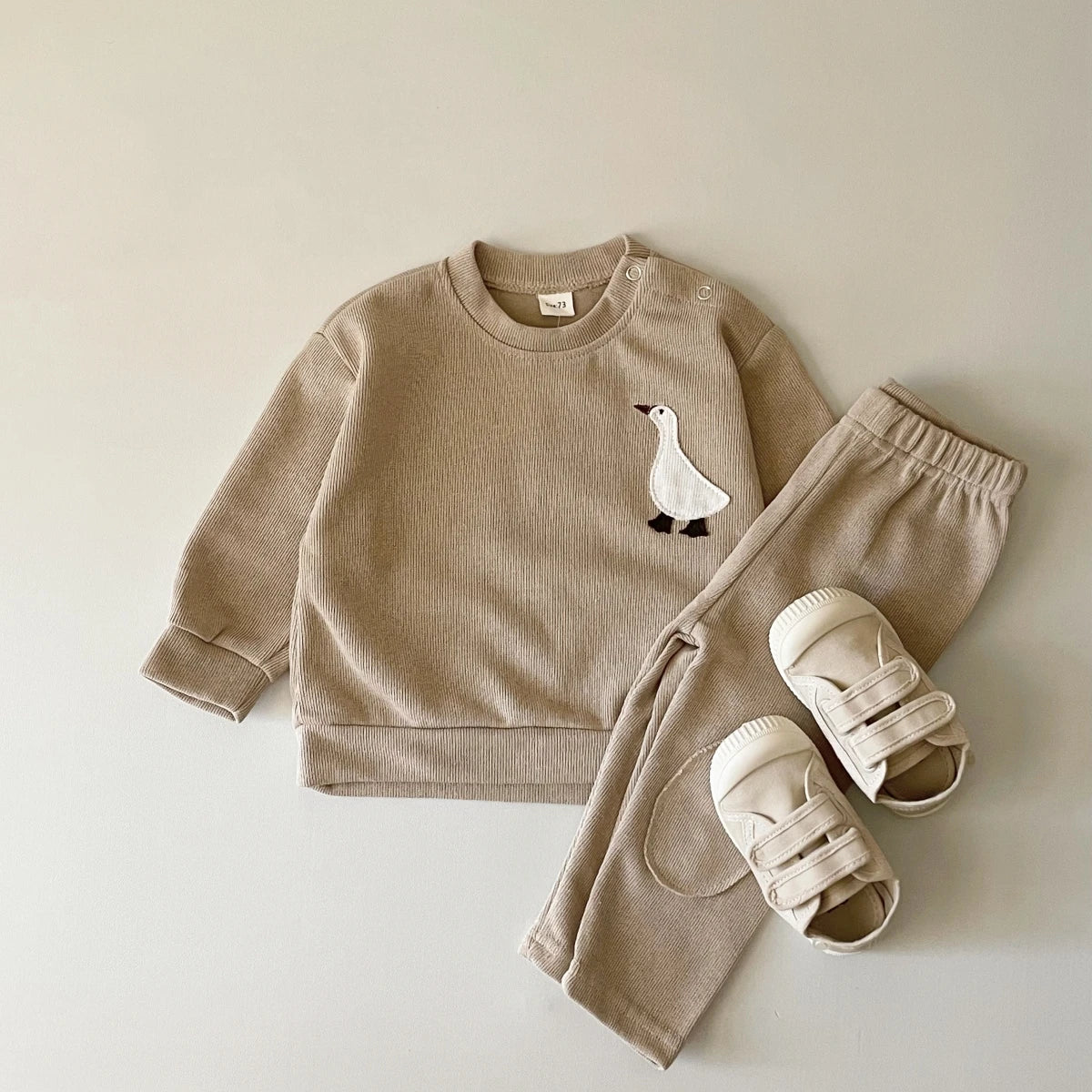 Unisex 2-Piece Outfit – Organic Cotton Set 🍂
